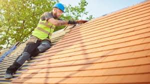Best Storm Damage Roof Repair  in Hampton, IA